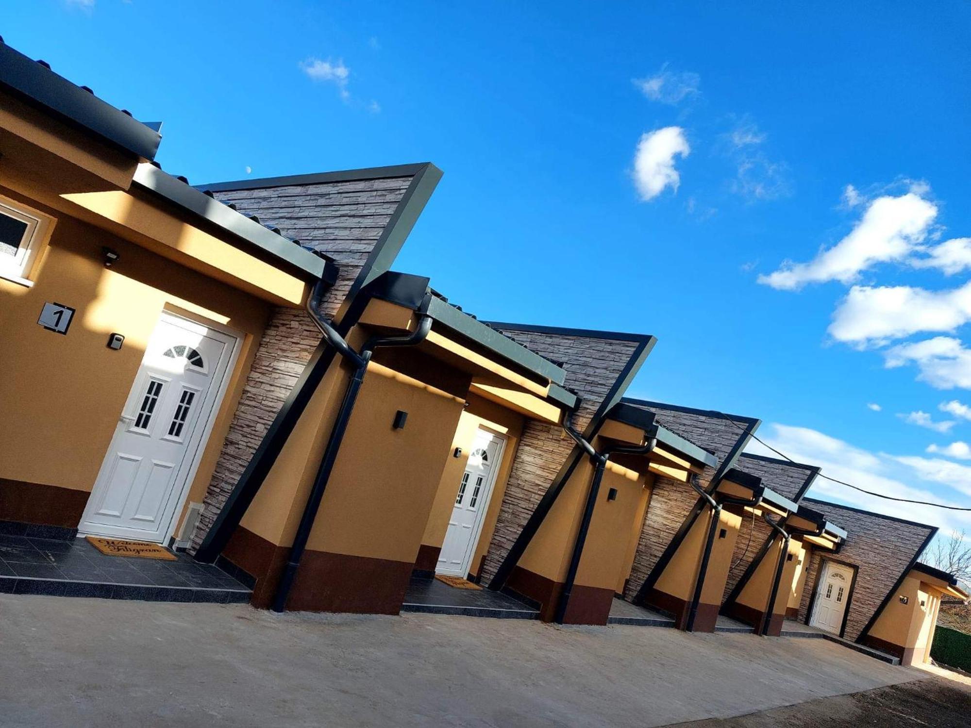 Filigran Aparthotel Palic Bagian luar foto