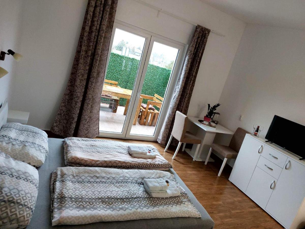 Filigran Aparthotel Palic Bagian luar foto