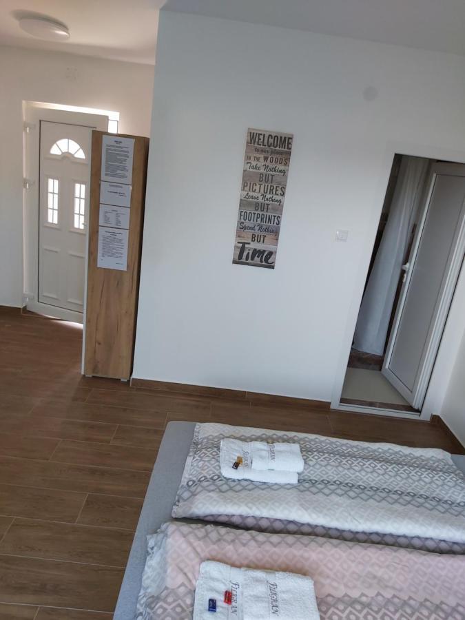 Filigran Aparthotel Palic Bagian luar foto