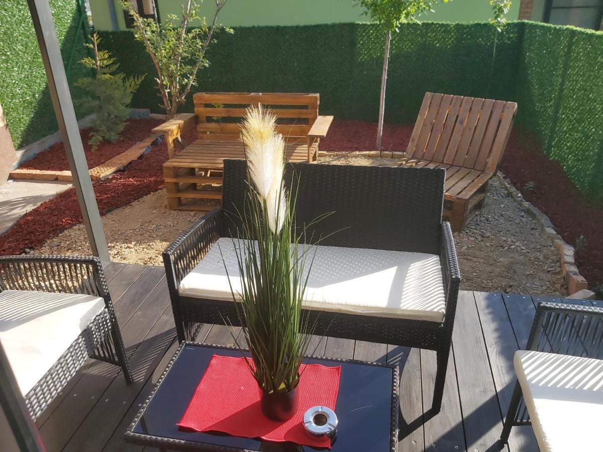 Filigran Aparthotel Palic Bagian luar foto